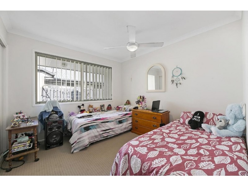 32 A Lakes Circuit, Burleigh Waters QLD 4220