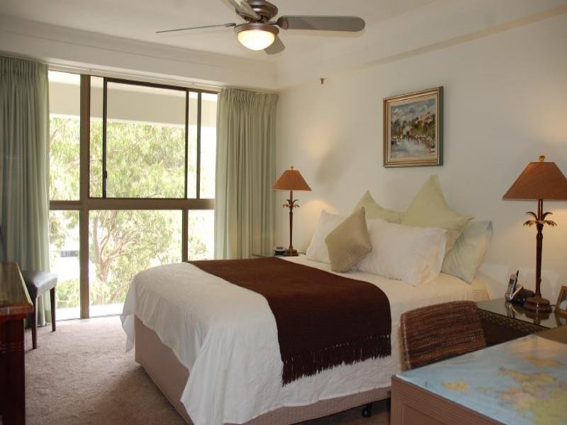 9/45 Hayle st, Burleigh Heads QLD 4220