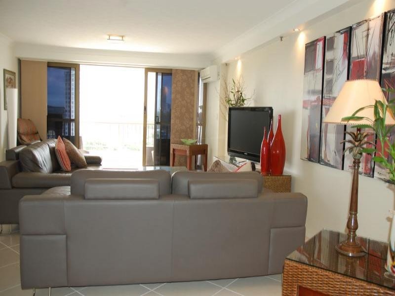 9/45 Hayle st, Burleigh Heads QLD 4220