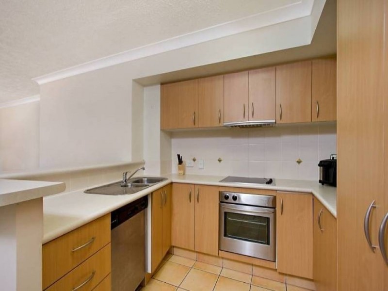 6/1040 Gold Coast Highway, Palm Beach QLD 4221