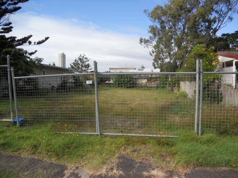 24 Ferny Fy, Burleigh Heads QLD 4220