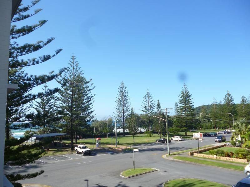 7/1 Second Ave, Burleigh Heads QLD 4220