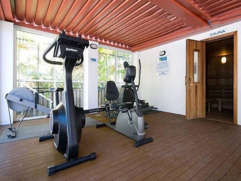 90/210-218 Surf Parade, Broadbeach QLD 4218