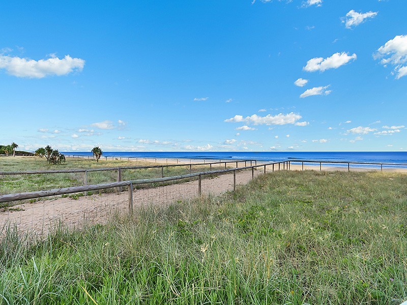 3/2C Twenty Seventh Avenue, Palm Beach QLD 4221