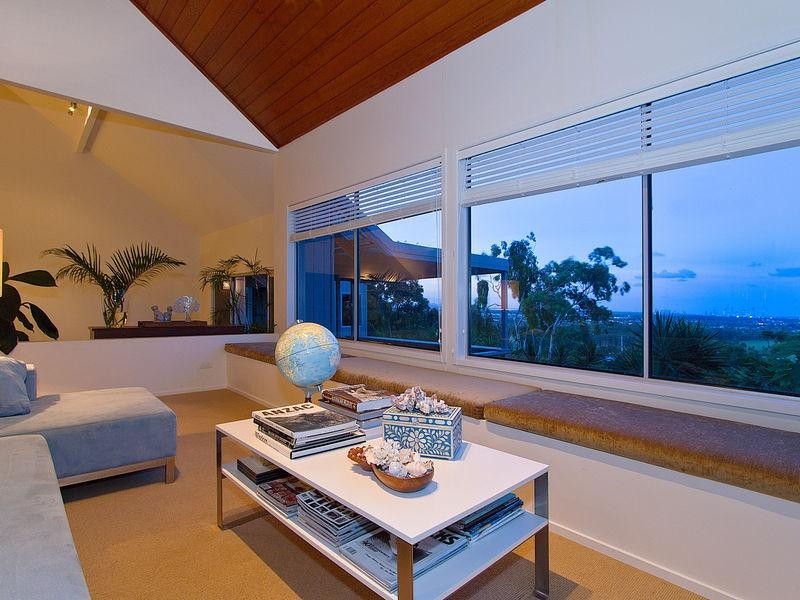 121 Skyline Tce, Burleigh Heads QLD 4220