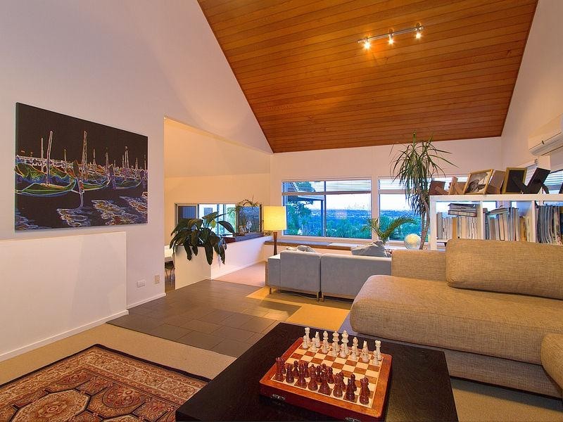 121 Skyline Tce, Burleigh Heads QLD 4220
