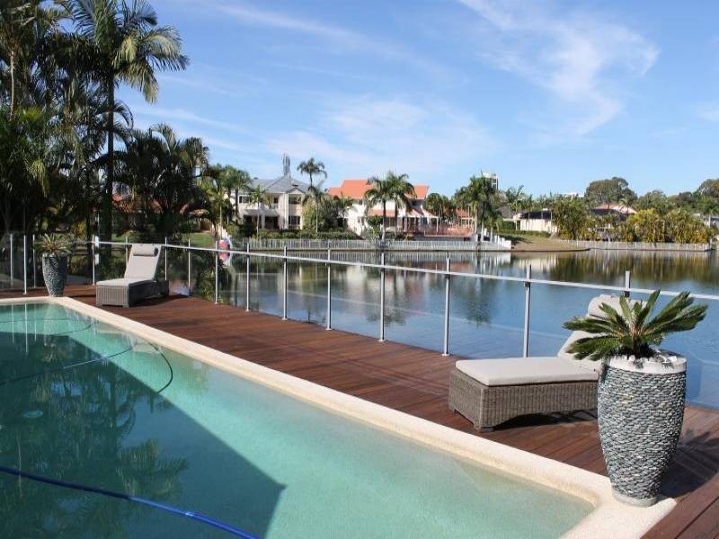 26/40 Cotlew Street, Southport QLD 4215