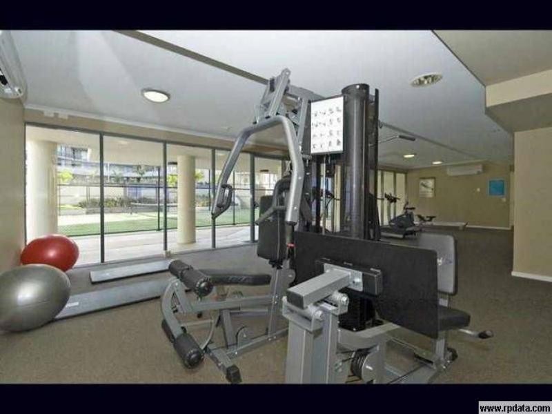 1136/1 Ocean Street,, Burleigh Heads QLD 4220