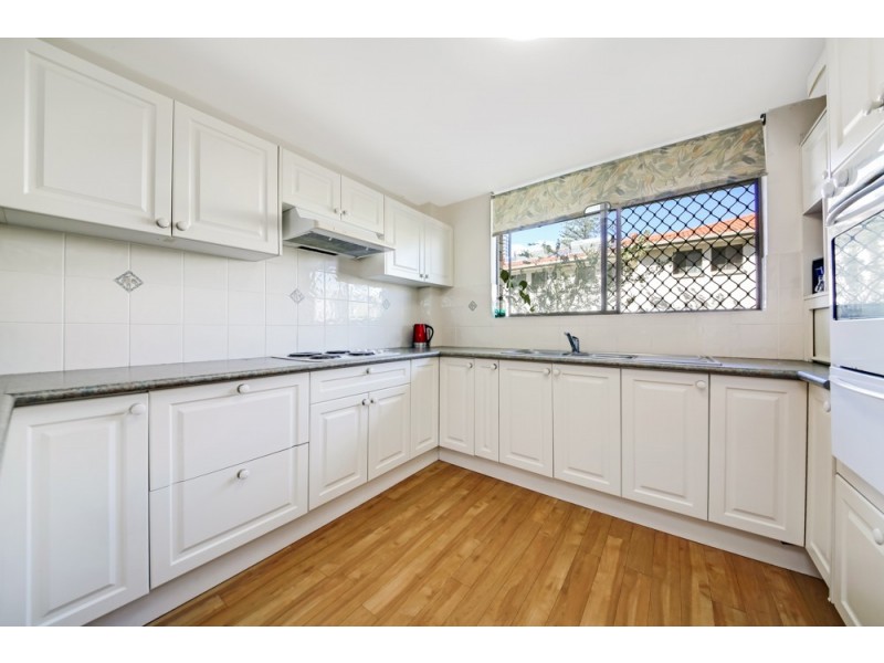 2/1074 Gold Coast Highway, Palm Beach QLD 4221