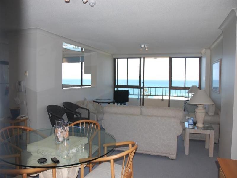 37/60 Goodwin Tce, Burleigh Heads QLD 4220