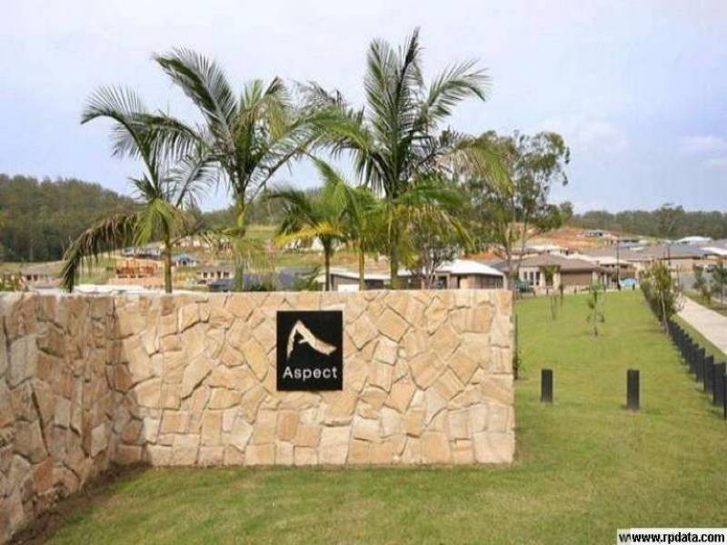 8 Caprice Street,, Bonogin QLD 4213