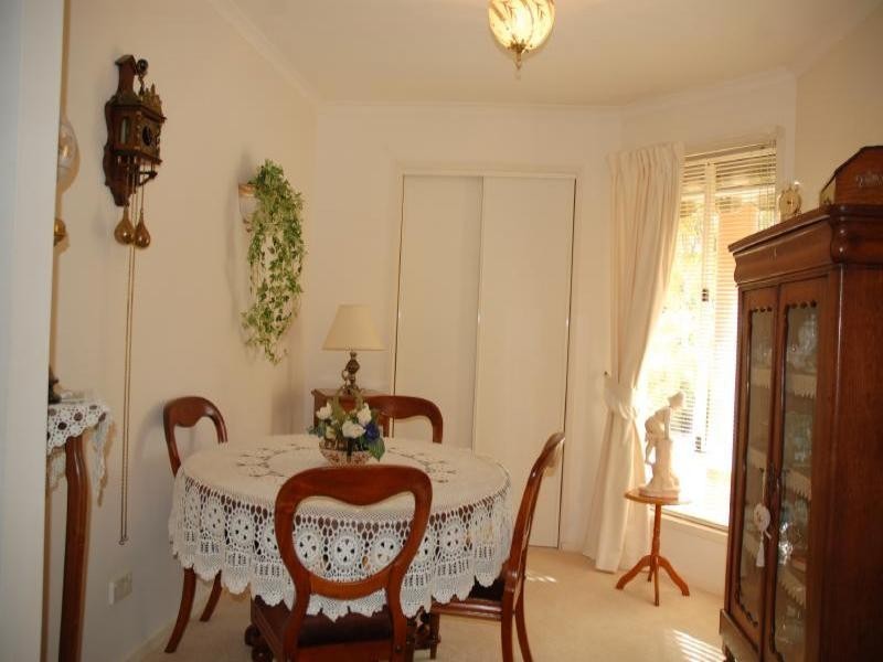 8 Glastonbury Drive, Mudgeeraba QLD 4213