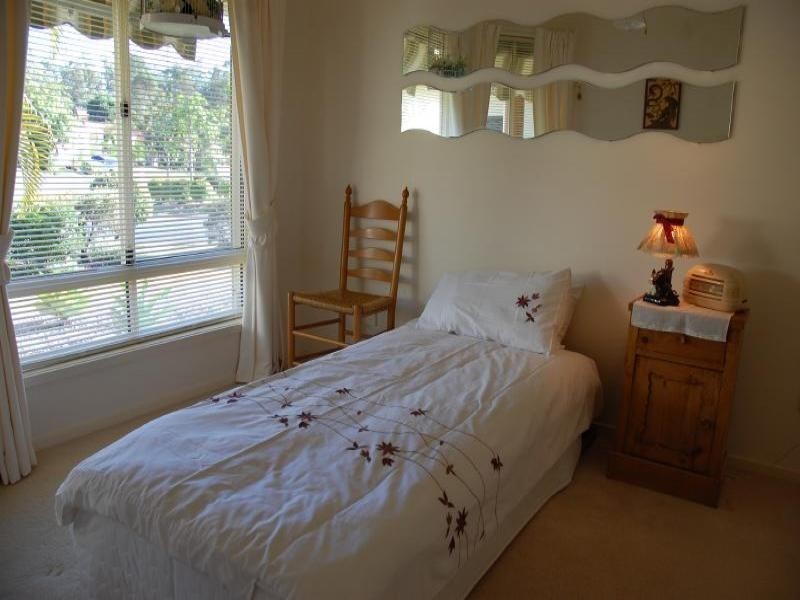 8 Glastonbury Drive, Mudgeeraba QLD 4213