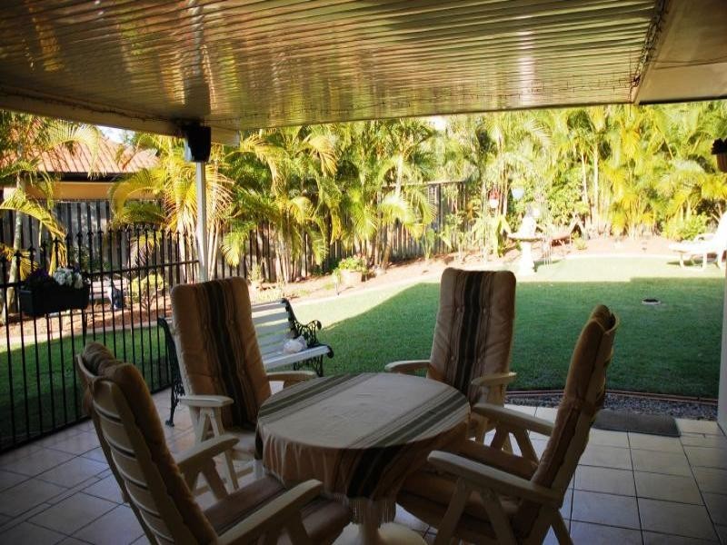 8 Glastonbury Drive, Mudgeeraba QLD 4213