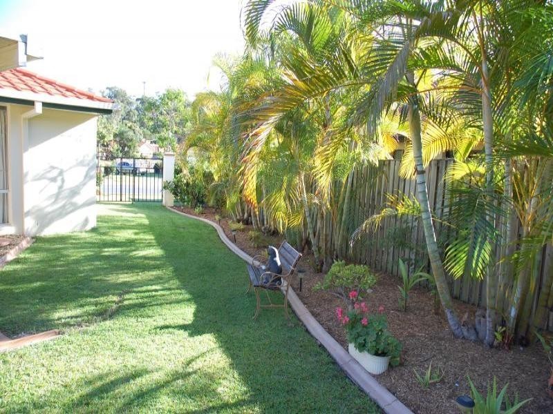 8 Glastonbury Drive, Mudgeeraba QLD 4213