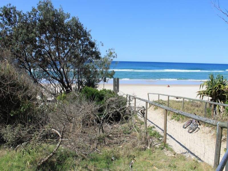 8/1 Second Ave, Burleigh Heads QLD 4220
