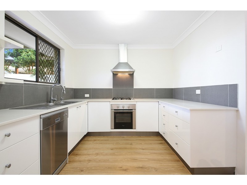 1/22 Wagtail Court, Burleigh Waters QLD 4220