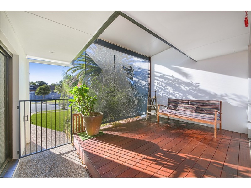1/22 Wagtail Court, Burleigh Waters QLD 4220