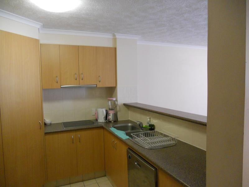 4/1880 Gold Coast Highway,, Burleigh Heads QLD 4220