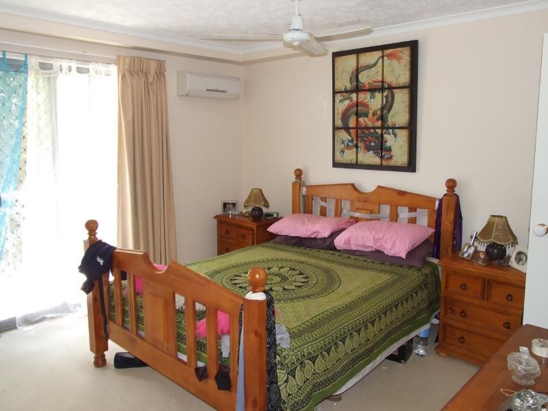 4/1880 Gold Coast Highway,, Burleigh Heads QLD 4220