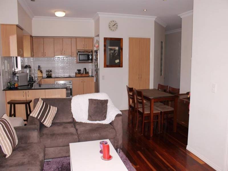 7/2008 Gold Coast Highway, Miami QLD 4220