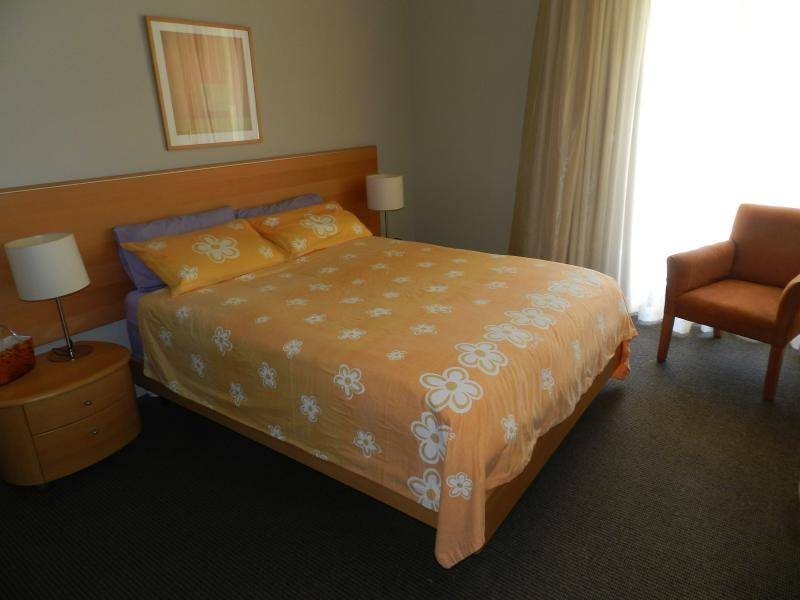 2010/1 Ocean Street, Burleigh Heads QLD 4220