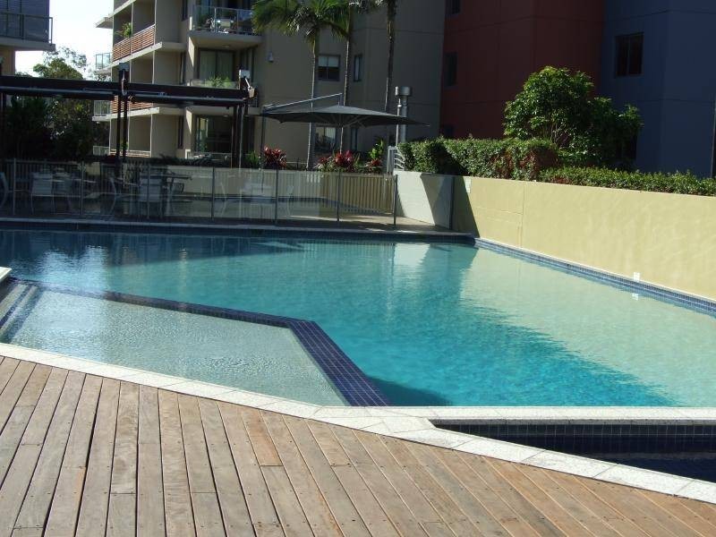 2010/1 Ocean Street, Burleigh Heads QLD 4220