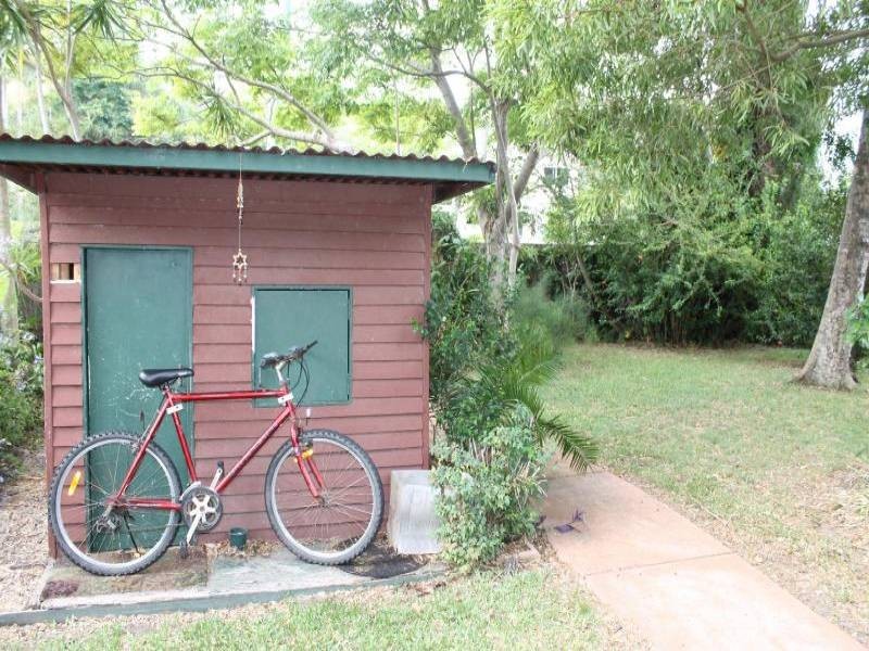 35 Bunyip Street, Burleigh Heads QLD 4220