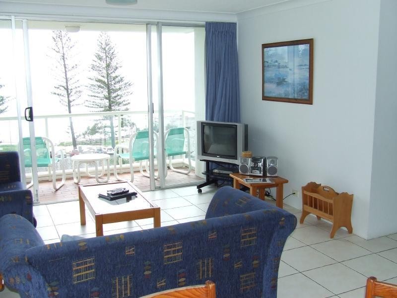 5c 52 Goodwin Terrace,, Burleigh Heads QLD 4220