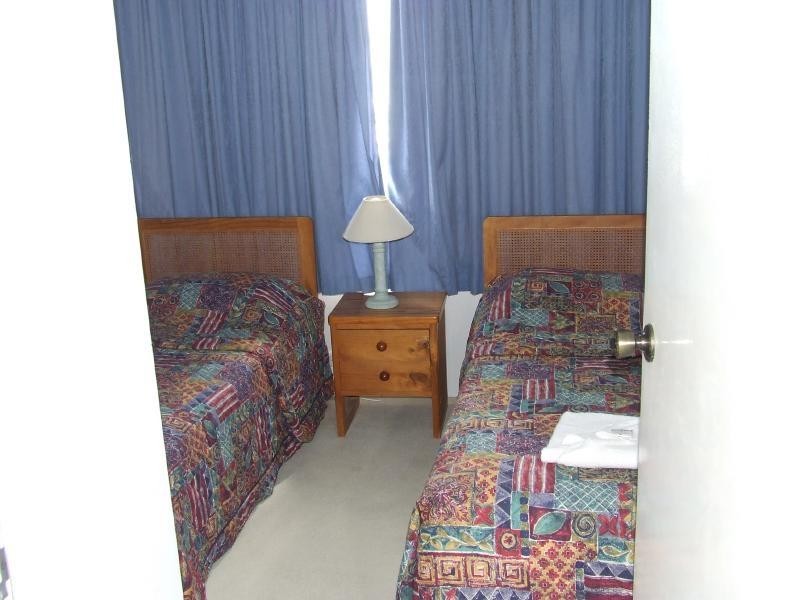 5c 52 Goodwin Terrace,, Burleigh Heads QLD 4220