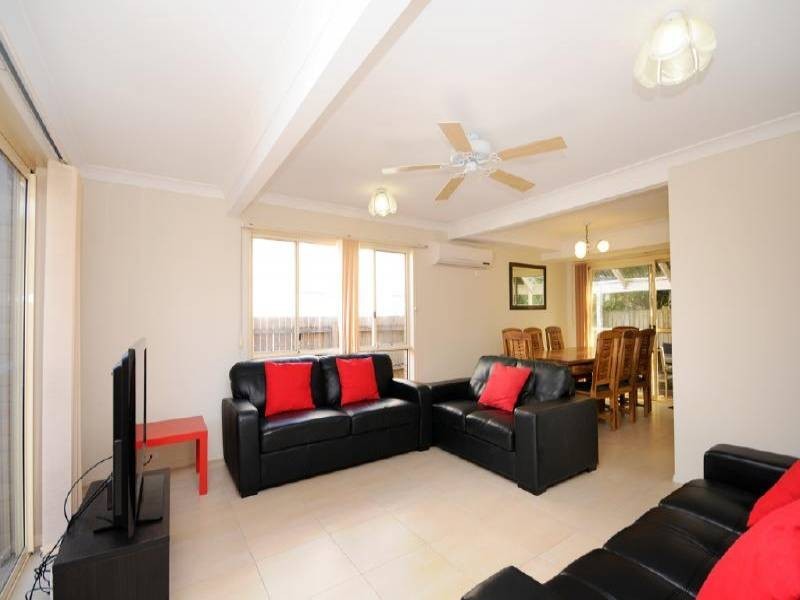 2/13 Cedar Ct, Burleigh Heads QLD 4220