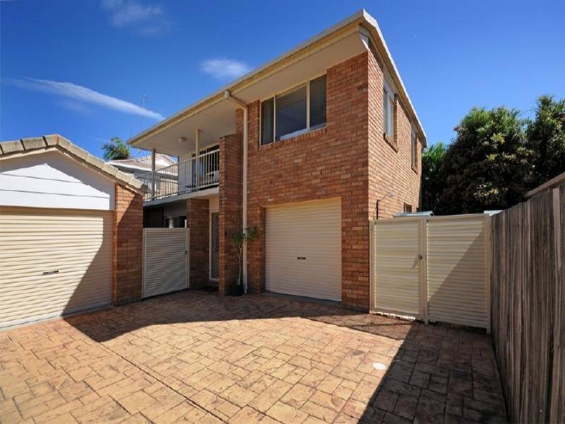 2/13 Cedar Ct, Burleigh Heads QLD 4220