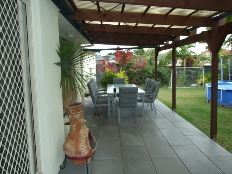 184 Christine Avenue, Burleigh Waters QLD 4220