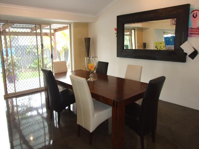 184 Christine Avenue, Burleigh Waters QLD 4220