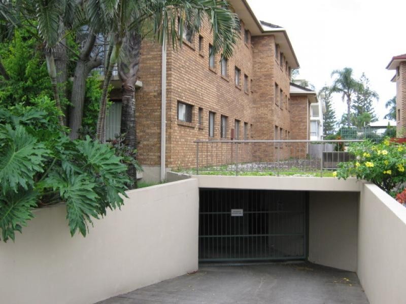 6/1933 Gold Coast Highway, Burleigh Heads QLD 4220