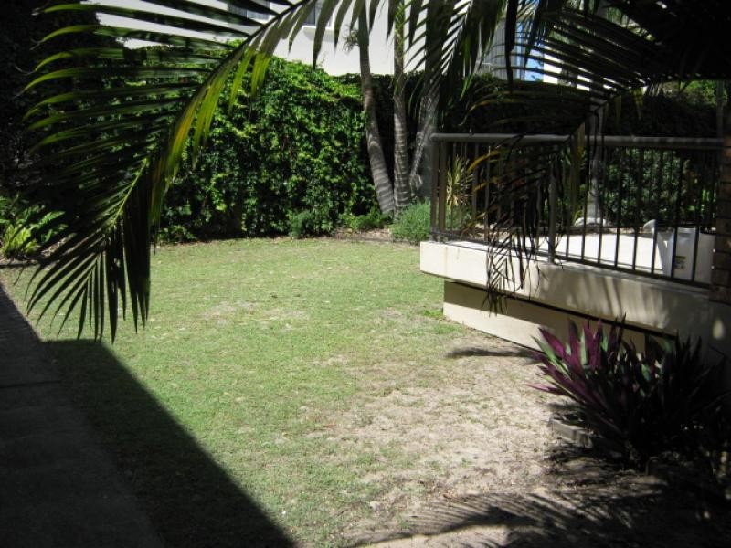 6/1933 Gold Coast Highway, Burleigh Heads QLD 4220