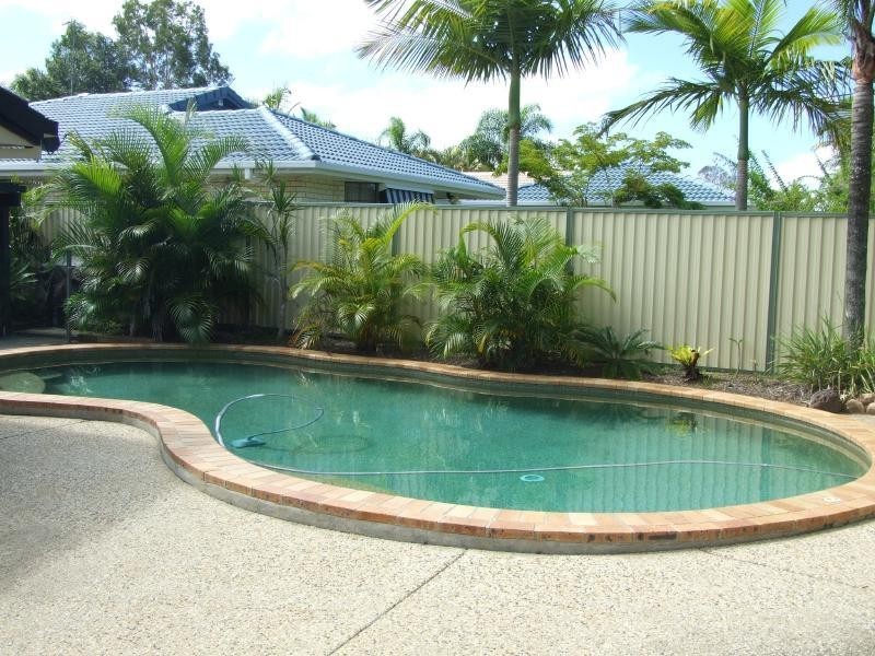 1 Marscay Avenue, Varsity Lakes QLD 4227