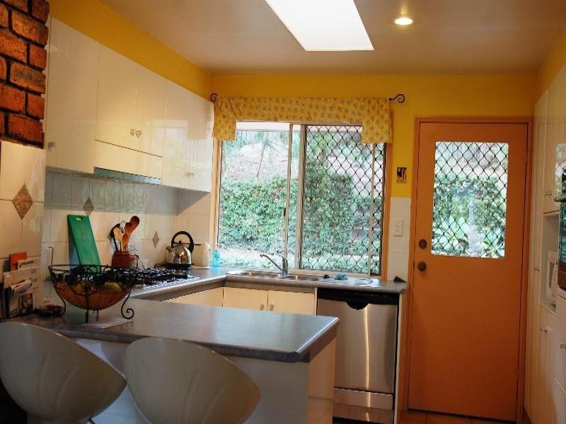 3 Mary Gilmore Court, Burleigh Heads QLD 4220