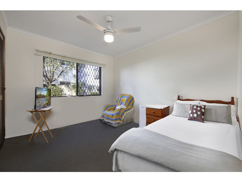 1/22 Mawarra Street, Palm Beach QLD 4221