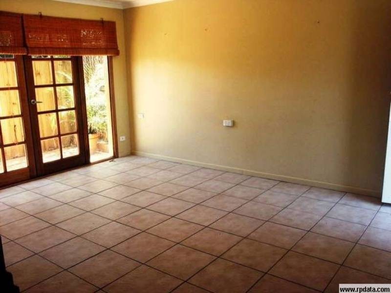 4/1987 Gold Coast Highway, Miami QLD 4220