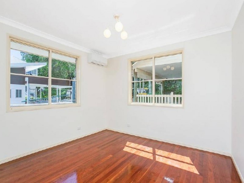 49 Julia Street, Burleigh Heads QLD 4220