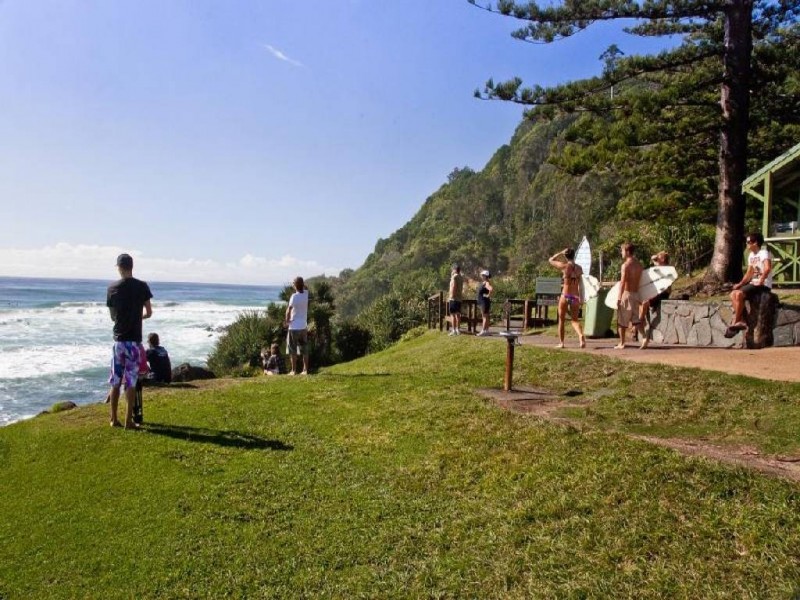 49 Julia Street, Burleigh Heads QLD 4220