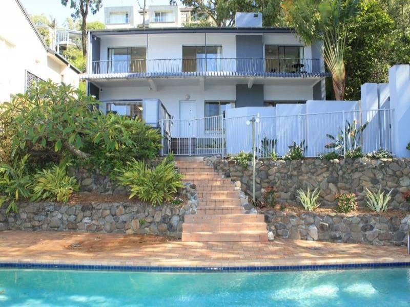 20 Hill Avenue, Burleigh Heads QLD 4220
