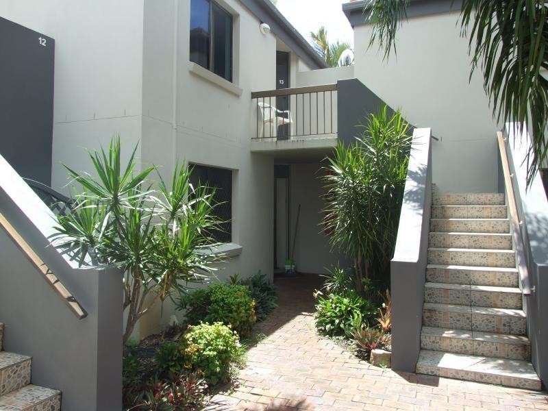 2/1849 Gold Coast Hwy, Burleigh Heads QLD 4220