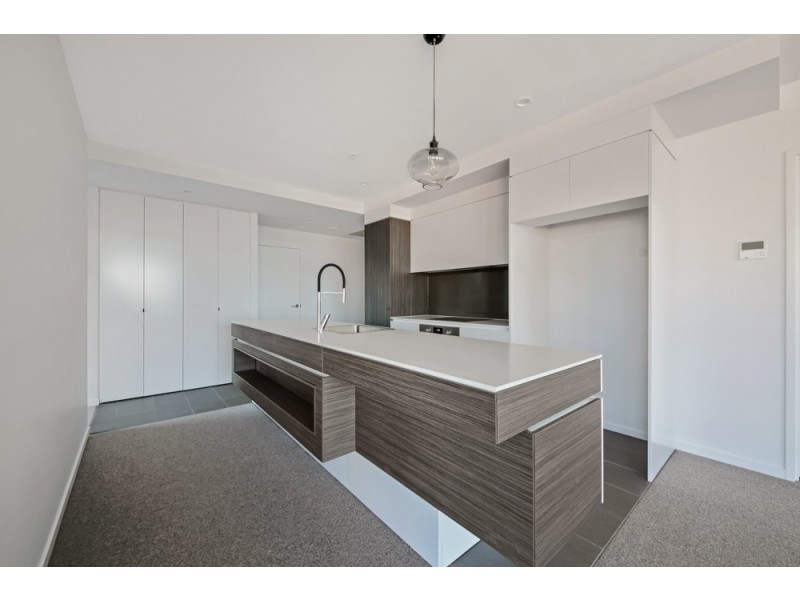 17/70-72 The Esplanade, Burleigh Heads QLD 4220