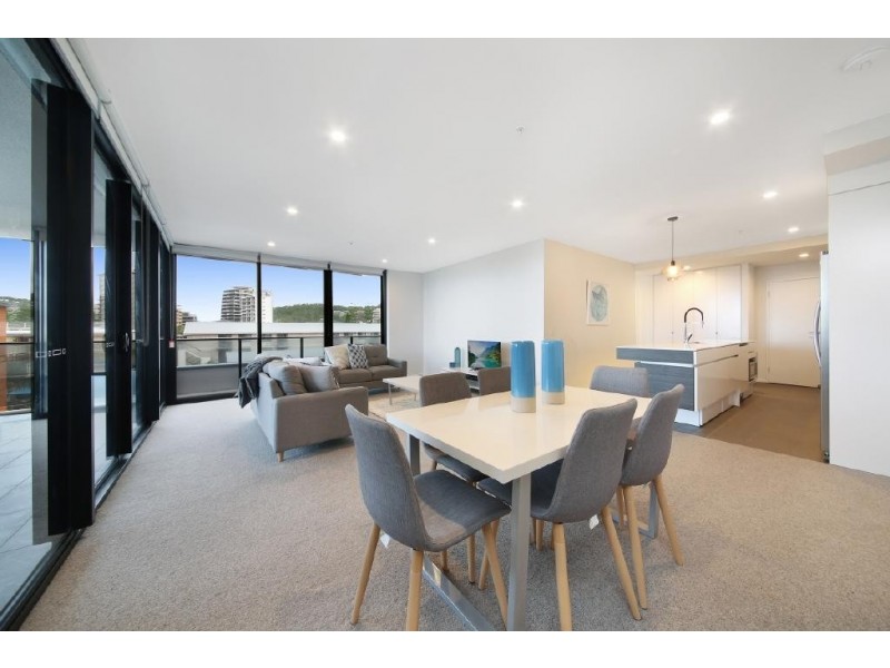 17/70-72 The Esplanade, Burleigh Heads QLD 4220