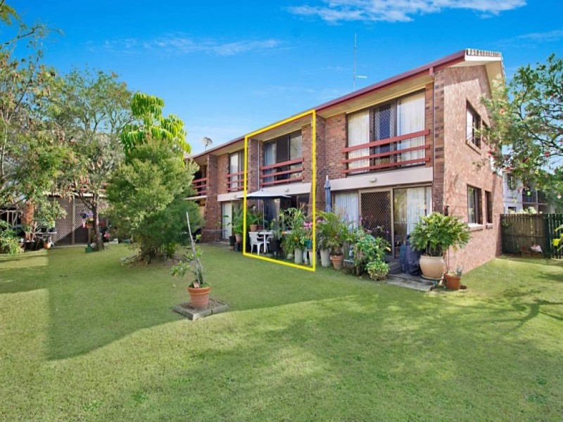 4/8 Oceanic Drive, Mermaid Waters QLD 4218