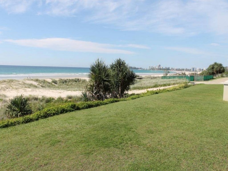 2/261 Golden Four Drive, Bilinga QLD 4225