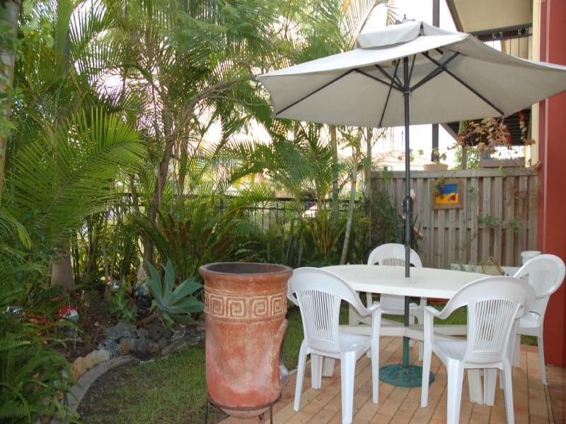 33/302 Christine Avenue, Varsity Lakes QLD 4227