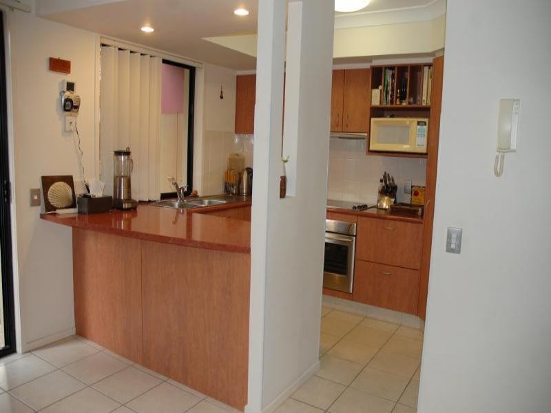 33/302 Christine Avenue, Varsity Lakes QLD 4227